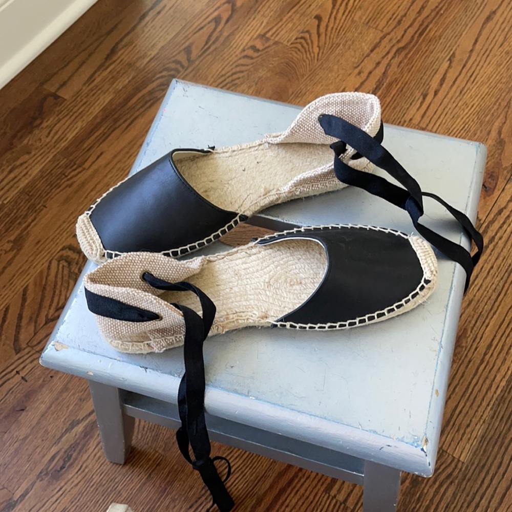 Soludos NWOT